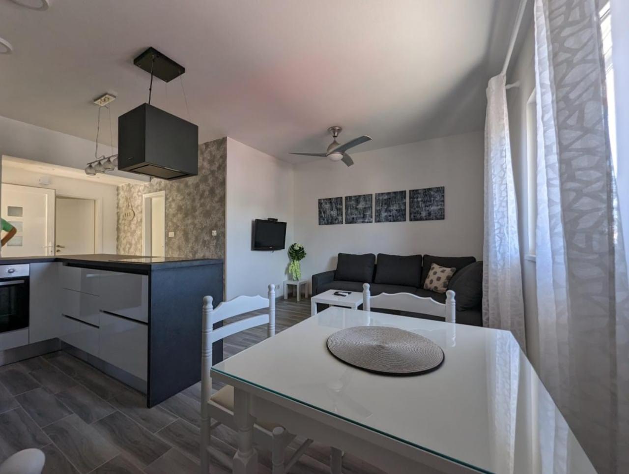 Ferienwohnung Apartman Bonaca Šibenik Exterior foto